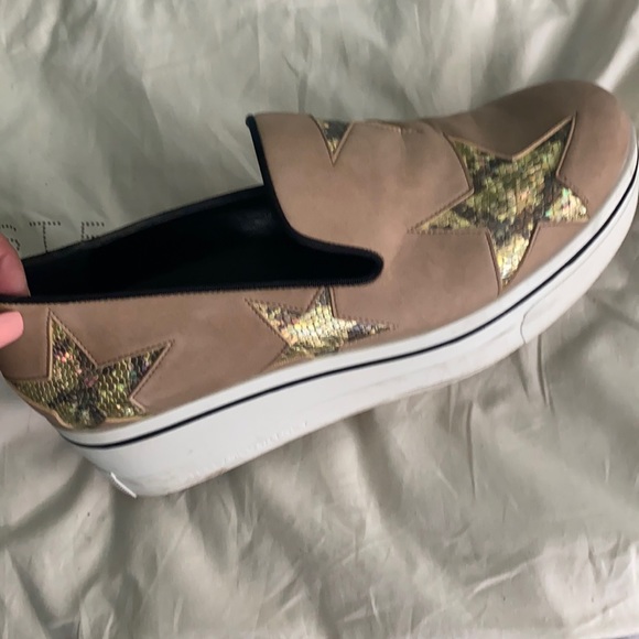 Has a couple scuff marks